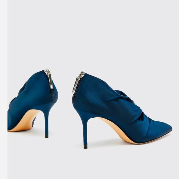 SALE‼️ZARA High heel ankle boots with gathered - Picture 4 of 6